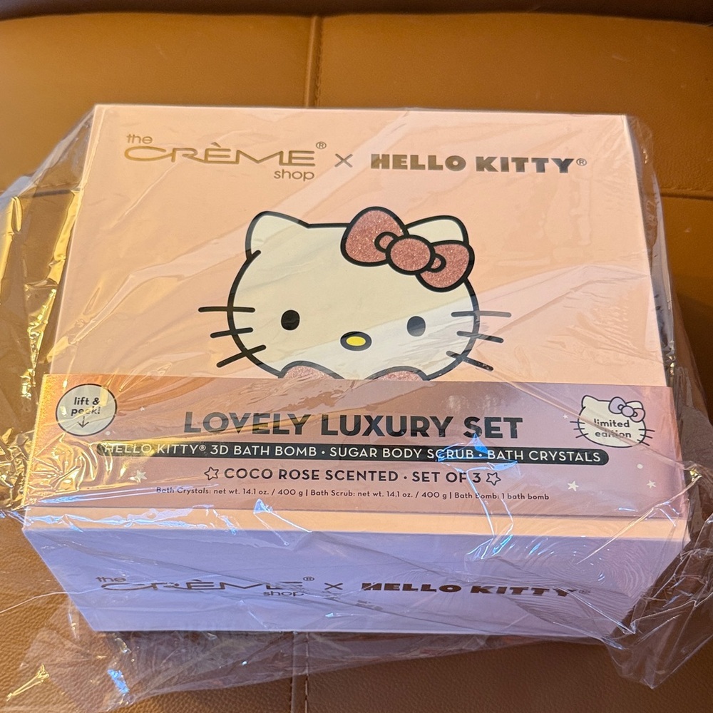 Crème Shop x Hello Kitty Lovely Luxury Set-NIB LIMITED EDITION